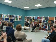 Spotkanie z Andrzejem Draganem w MBP w Skierniewicach 